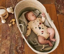 MoKee Natural Sea Grass Moses Basket